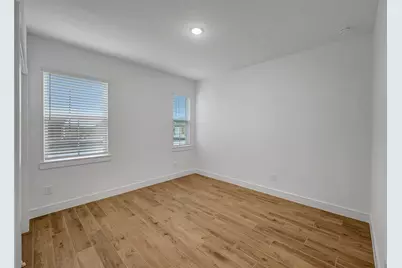 12106 Upper Meadows Avenue, Mont Belvieu, TX 77535 - Photo 14