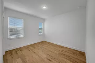 12106 Upper Mdws Ave, Mont Belvieu, TX 77535 - Photo 14