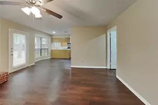 15 Kearny Brook Pl, The Woodlands, TX 77381 - Photo 4
