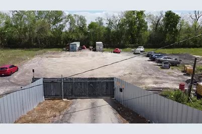 7314 Philibert Lane, Houston, TX 77028 - Photo 2