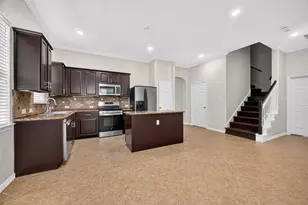 1914 Lazy Hollow Ln, Pearland, TX 77581 - Photo 2