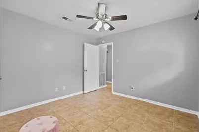 2007 Yorktown Court N, League City, TX 77573 - Photo 22