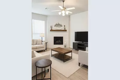 12106 Champions Forest Drive, Mont Belvieu, TX 77535 - Photo 6
