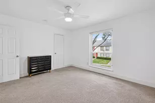 10240 Longmont Dr, Houston, TX 77042 - Photo 20