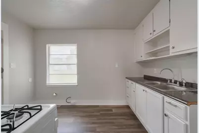 1311 Fred Street, El Campo, TX 77437 - Photo 6