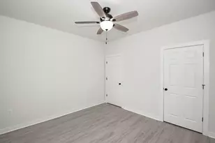 502 Tall Timber Dr, West Columbia, TX 77486 - Photo 18
