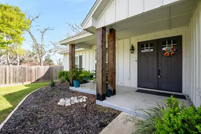 502 Tall Timber Drive, West Columbia, TX 77486 - Photo 2