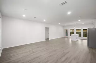 502 Tall Timber Dr, West Columbia, TX 77486 - Photo 12