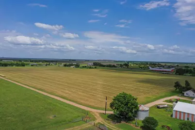11810 Zamanek Road, Needville, TX 77461 - Photo 2