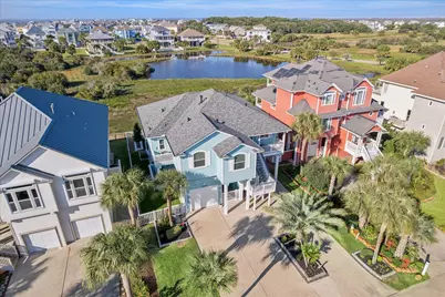 13522 Windlass Circle Drive, Galveston, TX 77554 - Photo 34