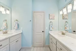 13522 Windlass Circle Dr, Galveston, TX 77554 - Photo 22