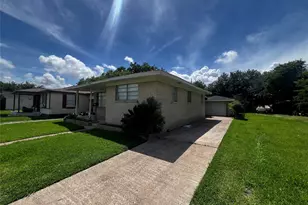 1319 W Procter St, Port Arthur, TX 77640 - Photo 2