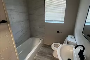 1319 W Procter St, Port Arthur, TX 77640 - Photo 6