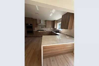 5851 S Braeswood Boulevard, Houston, TX 77096 - Photo 16