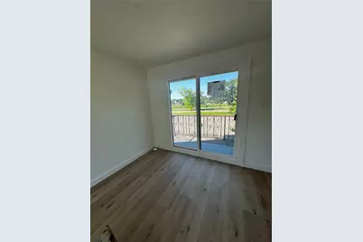 5851 S Braeswood Boulevard, Houston, TX 77096 - Photo 4