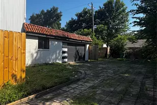 5851 S Braeswood Blvd, Houston, TX 77096 - Photo 2