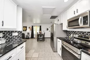 238 Waterfall Dr, Huffman, TX 77336 - Photo 18