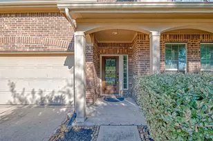 17243 Lowell Lake Ln, Humble, TX 77346 - Photo 4