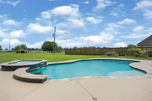 13514 J B K Memorial Dr, Willis, TX 77318 - Photo 24