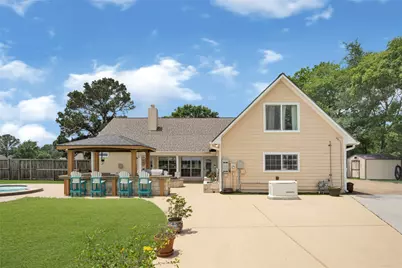 13514 Jbk Memorial Drive, Willis, TX 77318 - Photo 22