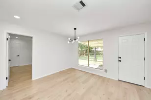 7705 Yoe St, Houston, TX 77016 - Photo 6