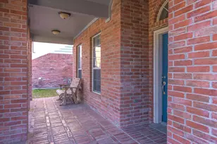 10303 Mills Run Dr, Houston, TX 77070 - Photo 4