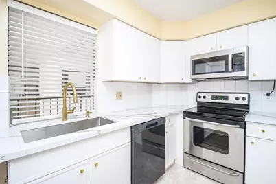 5200 Weslayan Street #311, Houston, TX 77005 - Photo 14