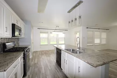 15514 Satsuma Point Court, Houston, TX 77049 - Photo 6