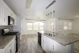 15514 Satsuma Point Ct, Houston, TX 77049 - Photo 6