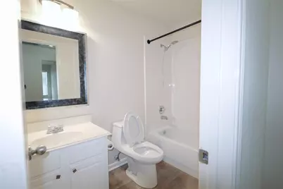 15514 Satsuma Point Court, Houston, TX 77049 - Photo 16