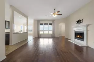 9318 Turnbull Ln, Rosenberg, TX 77469 - Photo 10