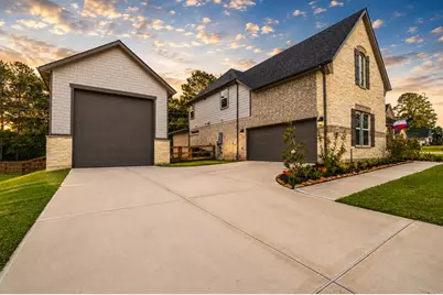 534 Black Bronco Rd, Magnolia, TX 77354 - Photo 2