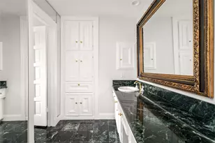 9338 Briar Forest Dr, Houston, TX 77063 - Photo 30