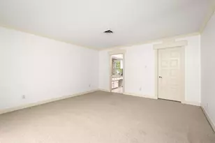 9338 Briar Forest Dr, Houston, TX 77063 - Photo 36