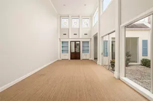 9338 Briar Forest Dr, Houston, TX 77063 - Photo 12