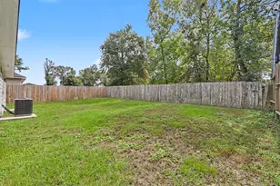 5540 N Buffalo Cir, Willis, TX 77378 - Photo 18