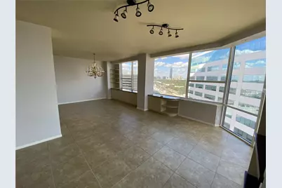 14 Greenway Plaza #13R, Houston, TX 77046 - Photo 4