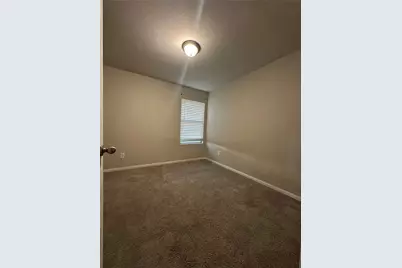 627 W Live Oak Street, Angleton, TX 77515 - Photo 8