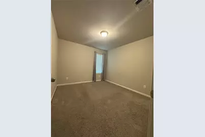 627 W Live Oak Street, Angleton, TX 77515 - Photo 10