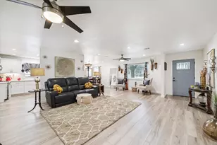 534 Bull Run Ct, Conroe, TX 77302 - Photo 4