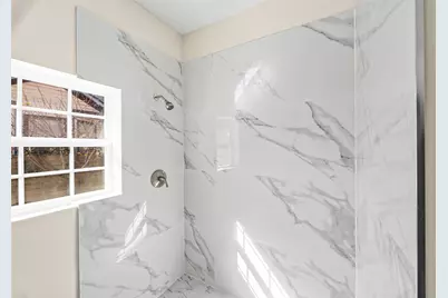 310 Hunt Street, Houston, TX 77003 - Photo 12