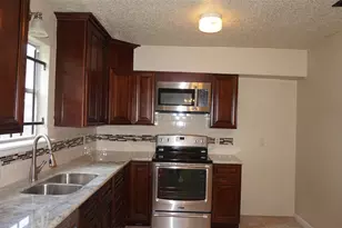 9217 Carousel Ln, Houston, TX 77080 - Photo 4