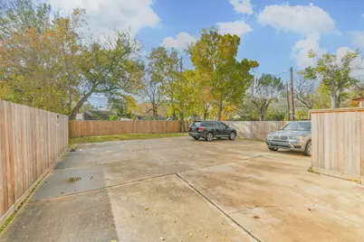 9217 Carousel Lane, Houston, TX 77080 - Photo 4
