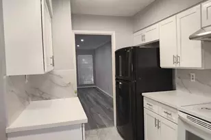 9901 Sharpcrest St, Houston, TX 77036 - Photo 6