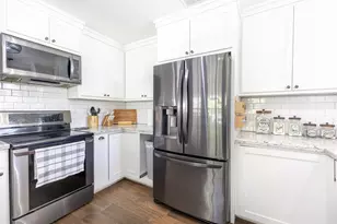 310 Medford St, Vidor, TX 77662 - Photo 8