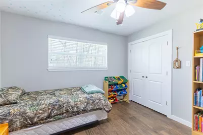 310 Medford Street, Vidor, TX 77662 - Photo 24