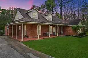 310 Medford St, Vidor, TX 77662 - Photo 1