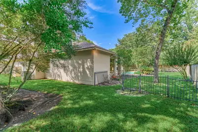 62 Stone Springs Circle, The Woodlands, TX 77381 - Photo 46