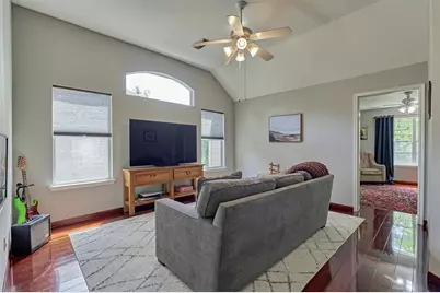 19 E Sundance Circle, The Woodlands, TX 77382 - Photo 36