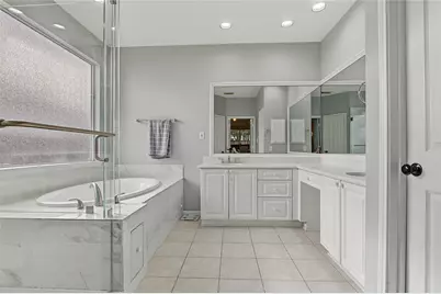 19 E Sundance Circle, The Woodlands, TX 77382 - Photo 16